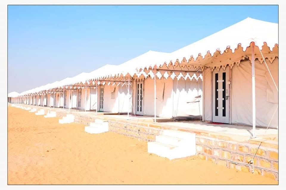 Om Luxury Resort Jaisalmer Extérieur photo